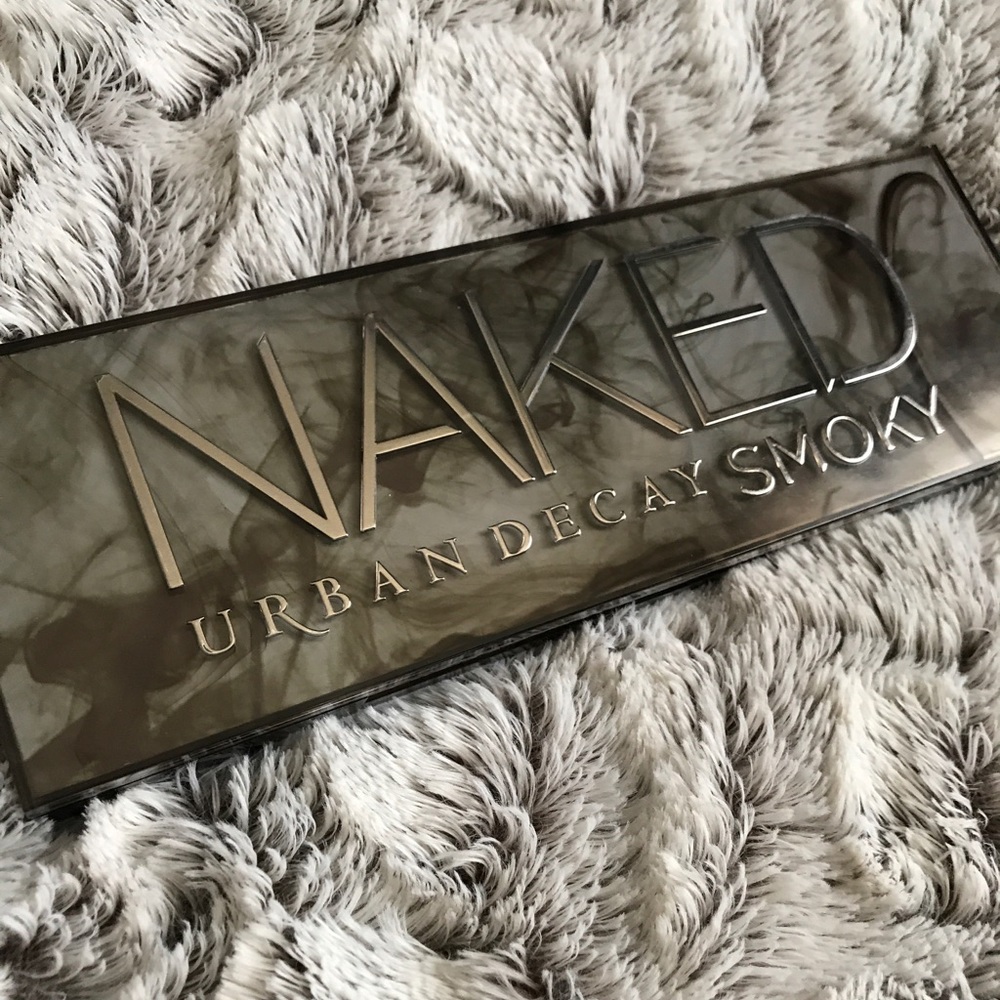 Urban decay smoky palette